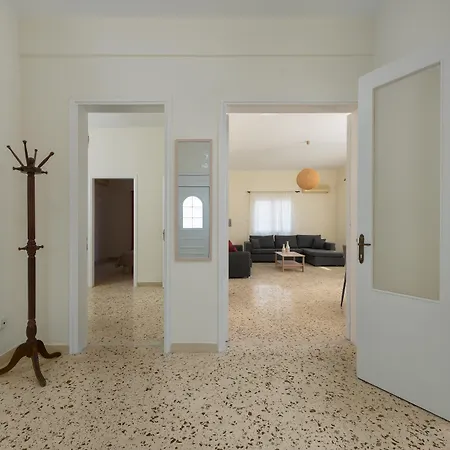 Violetas Amazing Apartment Rhodes City